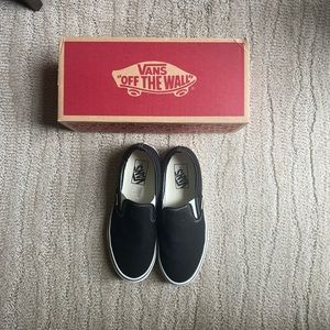 Vans women size 8 classic slip-on